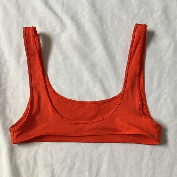 Triangl sz S Bikini Top - Picture 2 of 5
